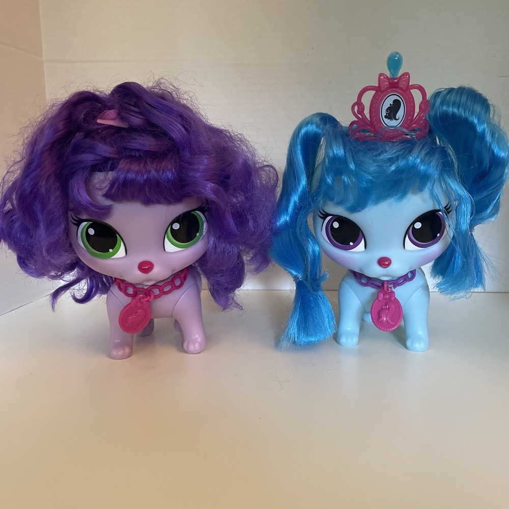 2 Palace Pets Dogs Vinyl Figures 2015 Jakks Pacific Disney Toys 7" Purple Blue